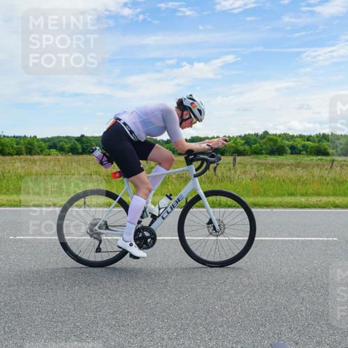 21.06.2026 - Viking Triathlon Michael Burmester http://msf.ph/oto/9879004 21.06.2026 12:25:06 Radfahren 44, 48, 55, 91, 163, 166, 173, 176, 179, 206, 306, 313, 348, 419, 455, 565, 608 meine-sportfotos.de