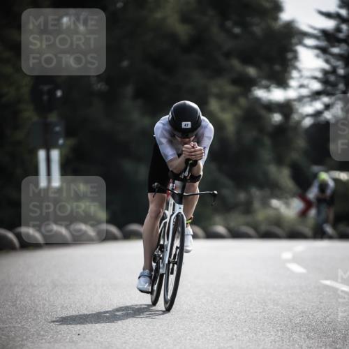 21.06.2026 - 29. Vierlanden-Triathlon H.Heesch http://msf.ph/oto/9879013 21.06.2026 09:10:43 Radfahren 37, 47, 63, 76, 158, 168, 283 meine-sportfotos.de