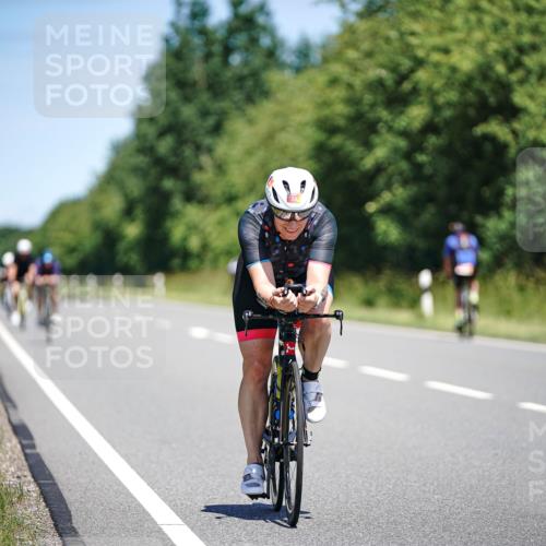 21.06.2026 - Viking Triathlon Michael Burmester http://msf.ph/oto/9879046 21.06.2026 13:11:21 Radfahren 313, 341, 424, 470, 561 meine-sportfotos.de