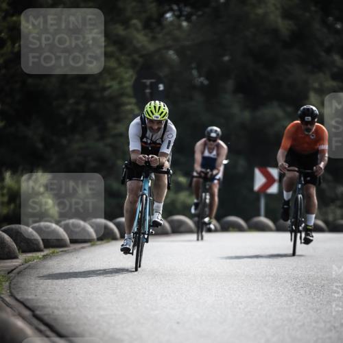 21.06.2026 - 29. Vierlanden-Triathlon H.Heesch http://msf.ph/oto/9879090 21.06.2026 09:10:47 Radfahren 37, 76, 158, 168, 283 meine-sportfotos.de