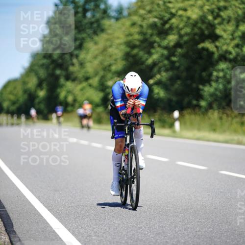 21.06.2026 - Viking Triathlon Michael Burmester http://msf.ph/oto/9879119 21.06.2026 13:11:32 Radfahren 313, 470, 494, 534 meine-sportfotos.de