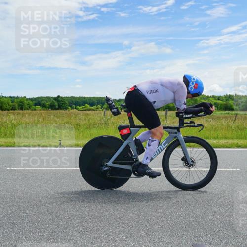 21.06.2026 - Viking Triathlon Michael Burmester http://msf.ph/oto/9879147 21.06.2026 12:26:38 Radfahren 72, 127, 431, 669 meine-sportfotos.de