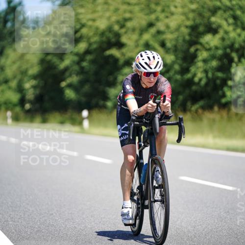 21.06.2026 - Viking Triathlon Michael Burmester http://msf.ph/oto/9879155 21.06.2026 13:11:40 Radfahren 494, 534 meine-sportfotos.de