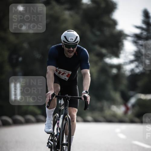 21.06.2026 - 29. Vierlanden-Triathlon H.Heesch http://msf.ph/oto/9879197 21.06.2026 09:11:04 Radfahren 24, 107, 172 meine-sportfotos.de