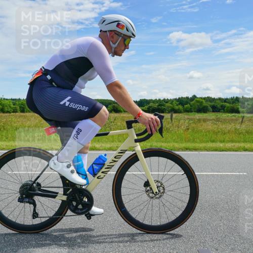 21.06.2026 - Viking Triathlon Michael Burmester http://msf.ph/oto/9879352 21.06.2026 12:30:15 Radfahren 99, 220, 255, 261, 314, 355, 613, 631, 631 meine-sportfotos.de
