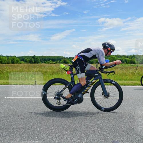 21.06.2026 - Viking Triathlon Michael Burmester http://msf.ph/oto/9879385 21.06.2026 12:30:40 Radfahren 99, 104, 109, 111, 113, 137, 145, 180, 199, 286, 359, 376, 500 meine-sportfotos.de