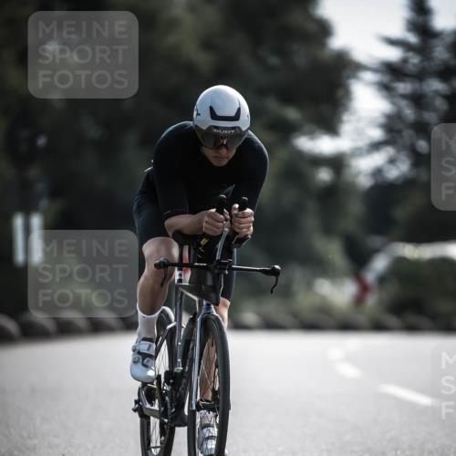 21.06.2026 - 29. Vierlanden-Triathlon H.Heesch http://msf.ph/oto/9879395 21.06.2026 09:11:35 Radfahren 77, 140 meine-sportfotos.de
