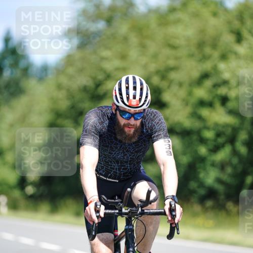 21.06.2026 - Viking Triathlon Michael Burmester http://msf.ph/oto/9879420 21.06.2026 13:14:35 Radfahren 190, 251 meine-sportfotos.de