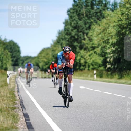 21.06.2026 - Viking Triathlon Michael Burmester http://msf.ph/oto/9879426 21.06.2026 13:14:40 Radfahren 251, 366 meine-sportfotos.de