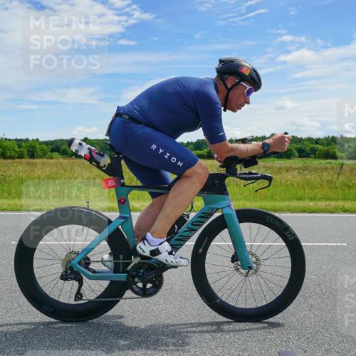 21.06.2026 - Viking Triathlon Michael Burmester http://msf.ph/oto/9879441 21.06.2026 12:31:58 Radfahren 27, 33, 75, 337, 365, 382, 640, 658 meine-sportfotos.de