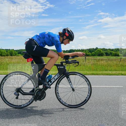 21.06.2026 - Viking Triathlon Michael Burmester http://msf.ph/oto/9879449 21.06.2026 12:32:00 Radfahren 27, 33, 75, 337, 365, 382, 489, 640, 658 meine-sportfotos.de