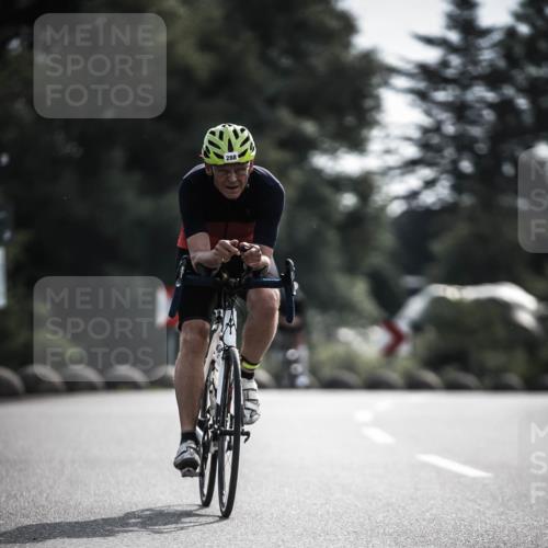 21.06.2026 - 29. Vierlanden-Triathlon H.Heesch http://msf.ph/oto/9879459 21.06.2026 09:11:57 Radfahren 261, 288 meine-sportfotos.de