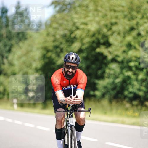 21.06.2026 - Viking Triathlon Michael Burmester http://msf.ph/oto/9879464 21.06.2026 13:14:45 Radfahren 251, 366 meine-sportfotos.de