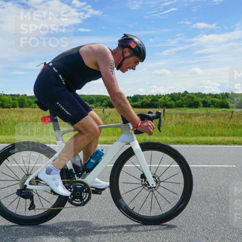 21.06.2026 - Viking Triathlon Michael Burmester http://msf.ph/oto/9879471 21.06.2026 12:32:25 Radfahren 303, 331, 393, 462, 482, 513, 532, 532, 559, 601, 641 meine-sportfotos.de