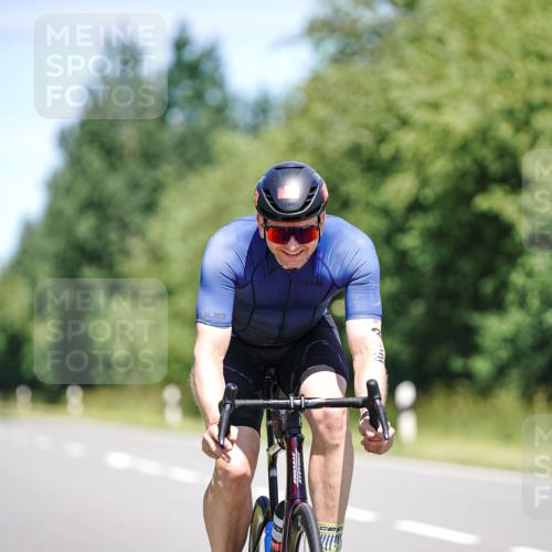 21.06.2026 - Viking Triathlon Michael Burmester http://msf.ph/oto/9879472 21.06.2026 13:14:46 Radfahren 105, 251, 366 meine-sportfotos.de