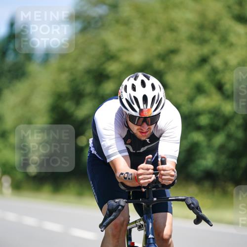 21.06.2026 - Viking Triathlon Michael Burmester http://msf.ph/oto/9879535 21.06.2026 13:15:04 Radfahren 105, 366 meine-sportfotos.de