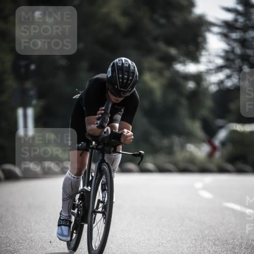 21.06.2026 - 29. Vierlanden-Triathlon H.Heesch http://msf.ph/oto/9879537 21.06.2026 09:12:01 Radfahren 241, 261, 288 meine-sportfotos.de