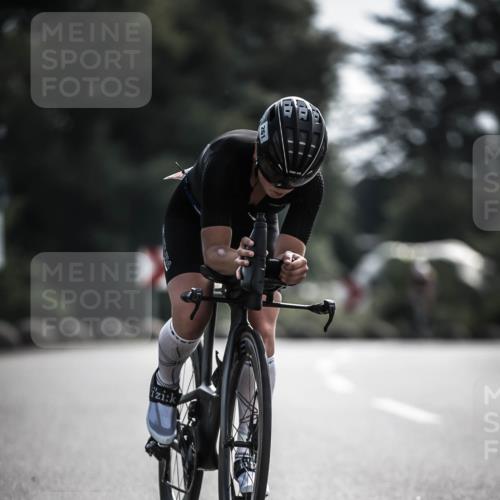 21.06.2026 - 29. Vierlanden-Triathlon H.Heesch http://msf.ph/oto/9879553 21.06.2026 09:12:02 Radfahren 241, 261 meine-sportfotos.de