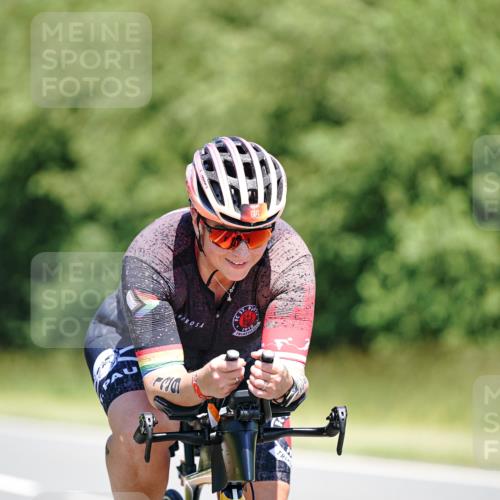 21.06.2026 - Viking Triathlon Michael Burmester http://msf.ph/oto/9879633 21.06.2026 13:15:39 Radfahren 139, 276, 401 meine-sportfotos.de
