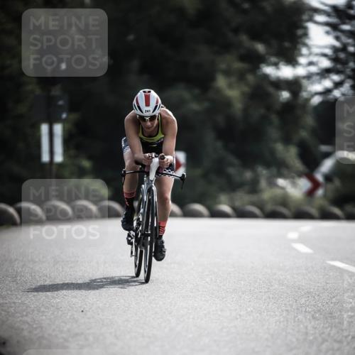 21.06.2026 - 29. Vierlanden-Triathlon H.Heesch http://msf.ph/oto/9879643 21.06.2026 09:12:07 Radfahren 241 meine-sportfotos.de