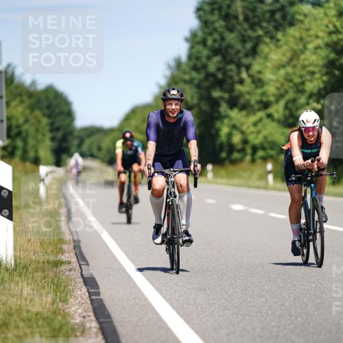 21.06.2026 - Viking Triathlon Michael Burmester http://msf.ph/oto/9879658 21.06.2026 13:15:46 Radfahren 139, 276, 401 meine-sportfotos.de