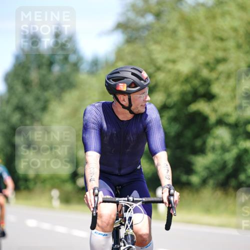 21.06.2026 - Viking Triathlon Michael Burmester http://msf.ph/oto/9879674 21.06.2026 13:15:47 Radfahren 139, 276, 401 meine-sportfotos.de