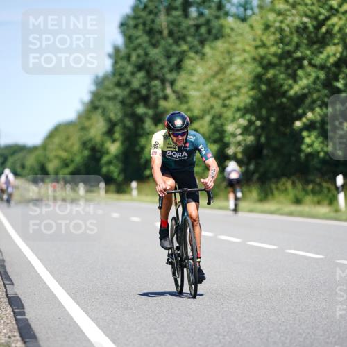 21.06.2026 - Viking Triathlon Michael Burmester http://msf.ph/oto/9879685 21.06.2026 13:15:48 Radfahren 139, 276, 401 meine-sportfotos.de