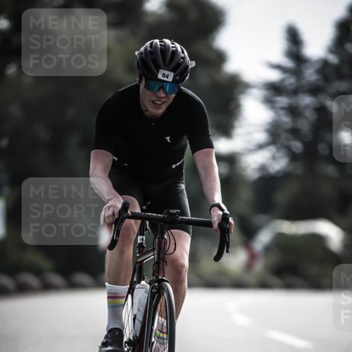 21.06.2026 - 29. Vierlanden-Triathlon H.Heesch http://msf.ph/oto/9879783 21.06.2026 09:12:17 Radfahren 32, 64, 116 meine-sportfotos.de