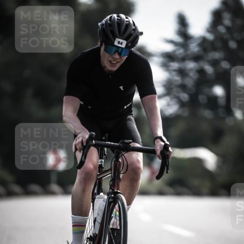 21.06.2026 - 29. Vierlanden-Triathlon H.Heesch http://msf.ph/oto/9879791 21.06.2026 09:12:17 Radfahren 32, 64, 116 meine-sportfotos.de
