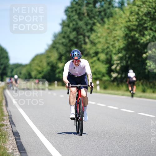 21.06.2026 - Viking Triathlon Michael Burmester http://msf.ph/oto/9879797 21.06.2026 13:16:45 Radfahren 101, 275, 549 meine-sportfotos.de