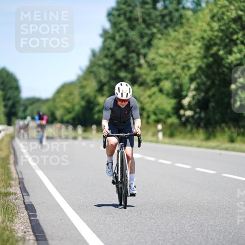 21.06.2026 - Viking Triathlon Michael Burmester http://msf.ph/oto/9879808 21.06.2026 13:16:54 Radfahren 330, 549 meine-sportfotos.de