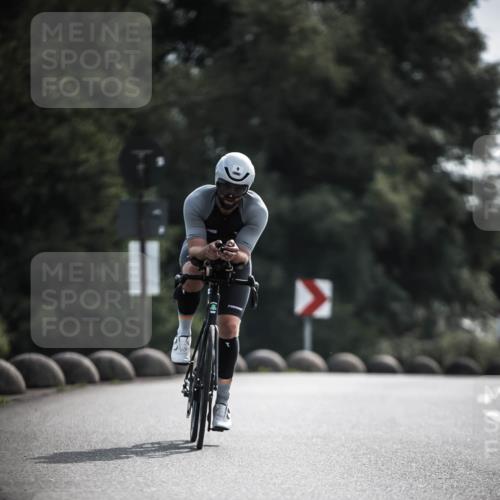 21.06.2026 - 29. Vierlanden-Triathlon H.Heesch http://msf.ph/oto/9879812 21.06.2026 09:12:25 Radfahren 9, 23, 32, 57 meine-sportfotos.de