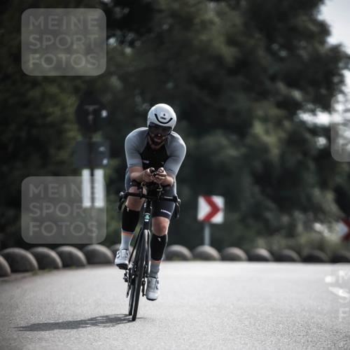 21.06.2026 - 29. Vierlanden-Triathlon H.Heesch http://msf.ph/oto/9879822 21.06.2026 09:12:25 Radfahren 9, 23, 32, 57 meine-sportfotos.de