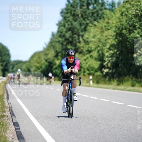 21.06.2026 - Viking Triathlon Michael Burmester http://msf.ph/oto/9879825 21.06.2026 13:17:01 Radfahren 330, 365, 549 meine-sportfotos.de