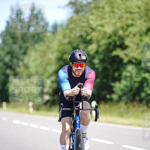 21.06.2026 - Viking Triathlon Michael Burmester http://msf.ph/oto/9879836 21.06.2026 13:17:02 Radfahren 330, 365, 549 meine-sportfotos.de