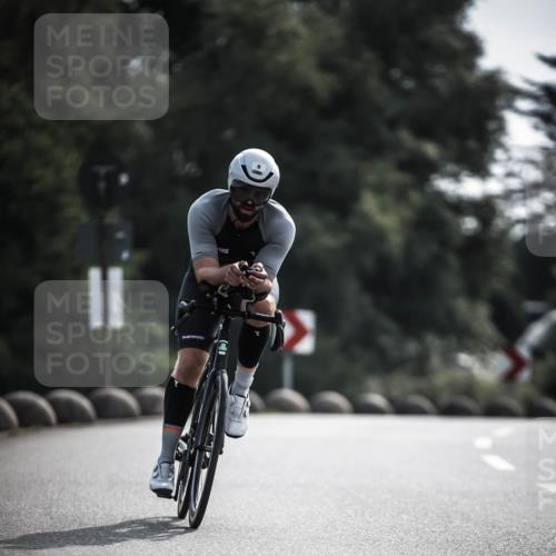 21.06.2026 - 29. Vierlanden-Triathlon H.Heesch http://msf.ph/oto/9879839 21.06.2026 09:12:26 Radfahren 9, 23, 57 meine-sportfotos.de
