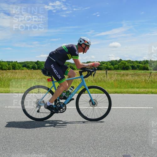 21.06.2026 - Viking Triathlon Michael Burmester http://msf.ph/oto/9879861 21.06.2026 12:37:38 Radfahren 229, 244, 244, 298, 300, 409, 448, 471, 519, 520 meine-sportfotos.de
