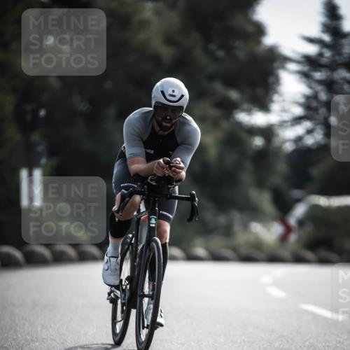 21.06.2026 - 29. Vierlanden-Triathlon H.Heesch http://msf.ph/oto/9879862 21.06.2026 09:12:26 Radfahren 9, 23, 57 meine-sportfotos.de