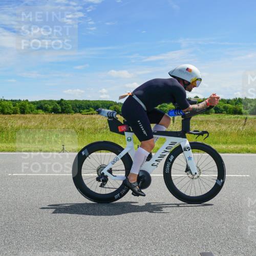 21.06.2026 - Viking Triathlon Michael Burmester http://msf.ph/oto/9880007 21.06.2026 12:40:05 Radfahren 47, 174, 242, 272, 325, 512, 524 meine-sportfotos.de