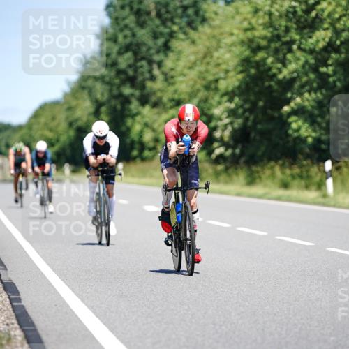21.06.2026 - Viking Triathlon Michael Burmester http://msf.ph/oto/9880037 21.06.2026 13:18:27 Radfahren 24, 97 meine-sportfotos.de
