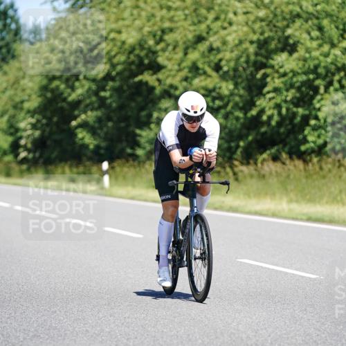 21.06.2026 - Viking Triathlon Michael Burmester http://msf.ph/oto/9880055 21.06.2026 13:18:29 Radfahren 24, 97, 344 meine-sportfotos.de