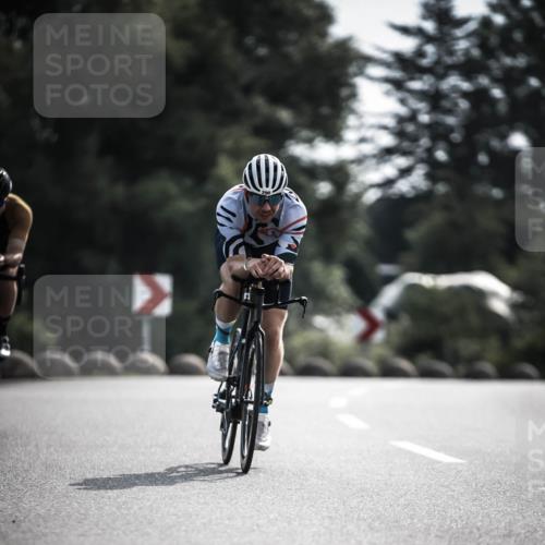 21.06.2026 - 29. Vierlanden-Triathlon H.Heesch http://msf.ph/oto/9880104 21.06.2026 09:12:43 Radfahren 13, 15, 45, 132, 290 meine-sportfotos.de
