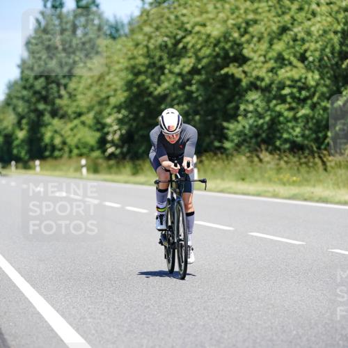 21.06.2026 - Viking Triathlon Michael Burmester http://msf.ph/oto/9880144 21.06.2026 13:18:49 Radfahren 305, 344, 463 meine-sportfotos.de