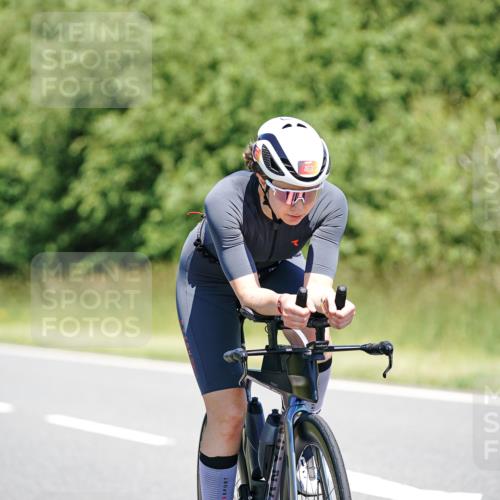21.06.2026 - Viking Triathlon Michael Burmester http://msf.ph/oto/9880161 21.06.2026 13:18:51 Radfahren 39, 305, 344, 463 meine-sportfotos.de
