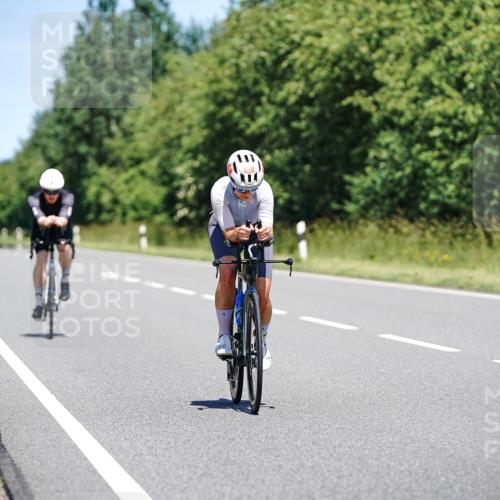 21.06.2026 - Viking Triathlon Michael Burmester http://msf.ph/oto/9880170 21.06.2026 13:18:52 Radfahren 39, 305, 344, 463 meine-sportfotos.de
