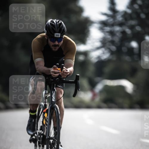21.06.2026 - 29. Vierlanden-Triathlon H.Heesch http://msf.ph/oto/9880193 21.06.2026 09:12:44 Radfahren 13, 15, 45, 132, 290 meine-sportfotos.de