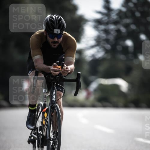 21.06.2026 - 29. Vierlanden-Triathlon H.Heesch http://msf.ph/oto/9880197 21.06.2026 09:12:44 Radfahren 13, 15, 45, 132, 290 meine-sportfotos.de