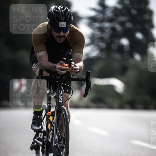 21.06.2026 - 29. Vierlanden-Triathlon H.Heesch http://msf.ph/oto/9880205 21.06.2026 09:12:45 Radfahren 13, 15, 45, 132, 290 meine-sportfotos.de