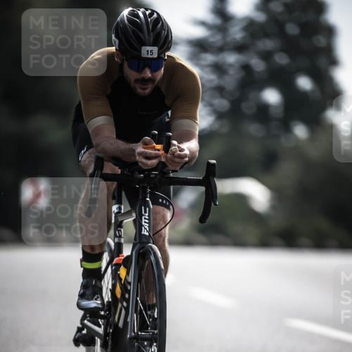 21.06.2026 - 29. Vierlanden-Triathlon H.Heesch http://msf.ph/oto/9880209 21.06.2026 09:12:45 Radfahren 13, 15, 45, 132, 290 meine-sportfotos.de