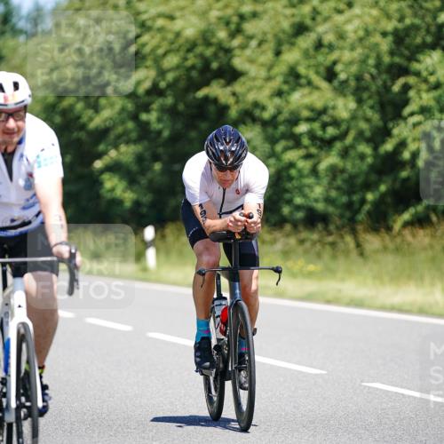 21.06.2026 - Viking Triathlon Michael Burmester http://msf.ph/oto/9880225 21.06.2026 13:19:03 Radfahren 39, 326 meine-sportfotos.de